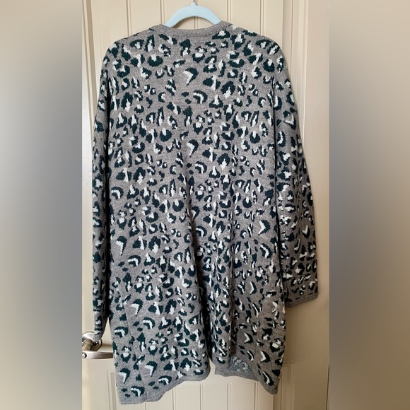 Cynthia Rowley Alpaca Blend Leopard Print Long Knit Cardigan - Picture 2 of 6